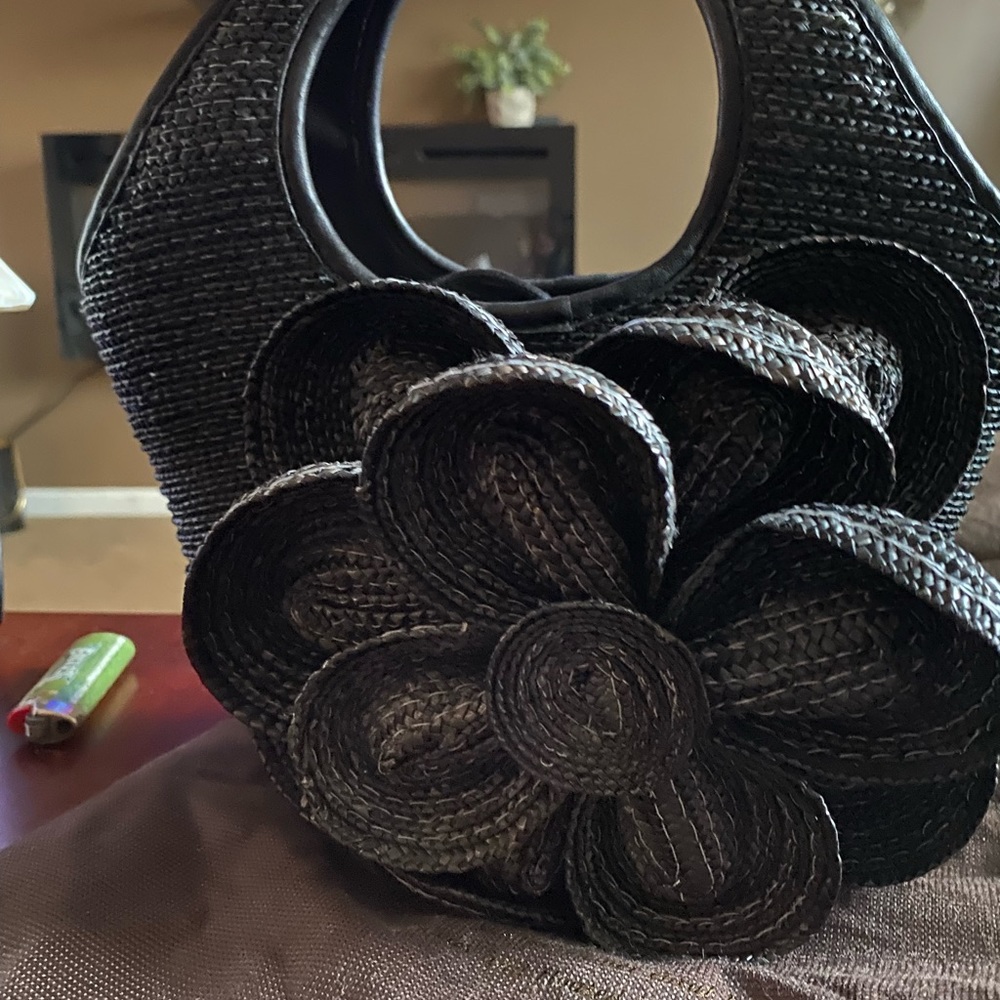 Kate Spade Purse  black raised flower novelty purse.  Dust Bag included